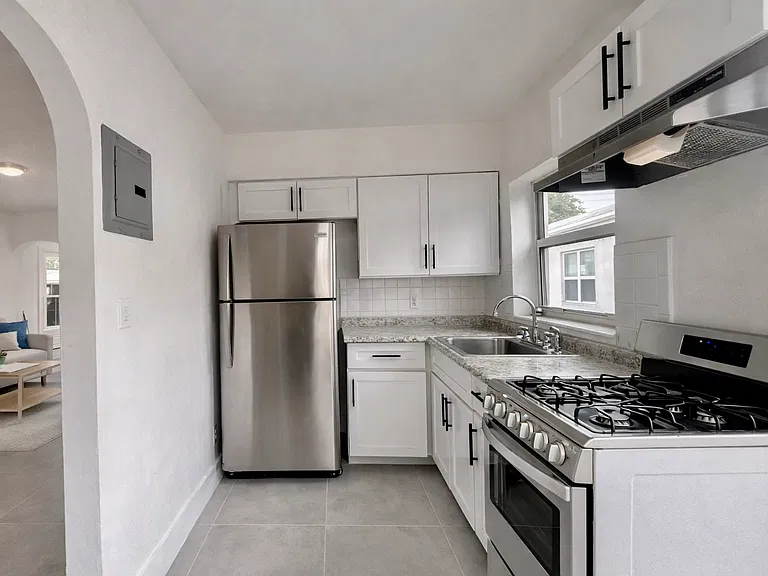 2626 Johnson St #35 — Photo 6