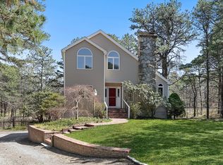 70 Bathing Beach Rd, Southampton, NY 11968