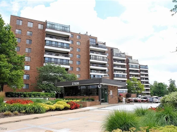 27500 Cedar Rd APT 310, Beachwood, OH 44122