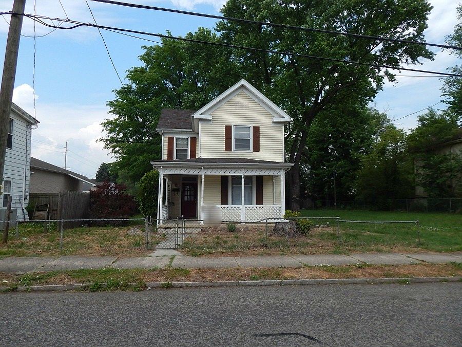 1st image of 912 Dale Ave SE