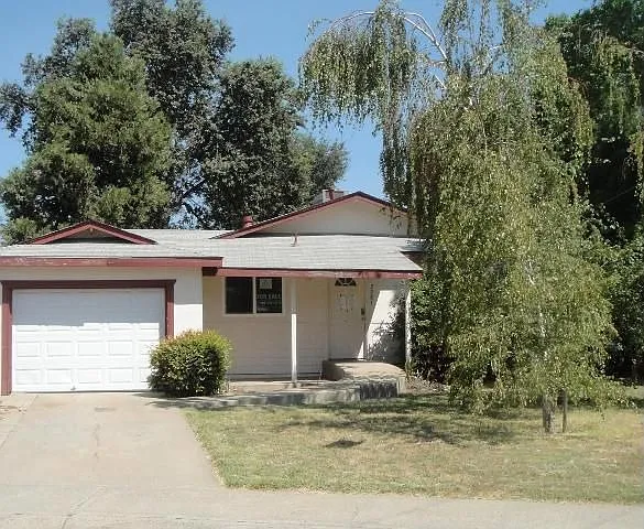 2285 Butte Ct photo 1