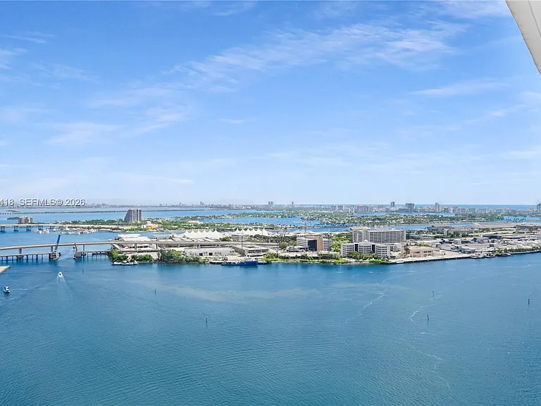 335 Biscayne Blvd #3808 — Photo 2