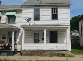 15 W 4th St, Lewistown, PA 17044
