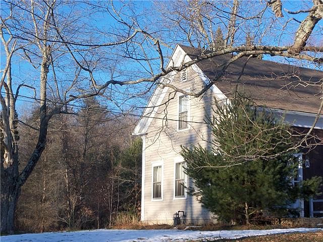 2nd image of 35 Short St