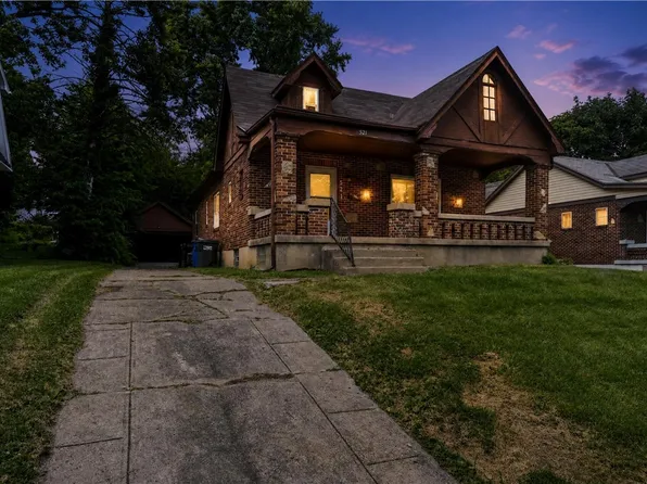 521 W Parkwood Dr, Dayton, OH 45405
