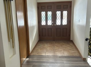 3011 Oakridge Dr, Stow, OH 44224