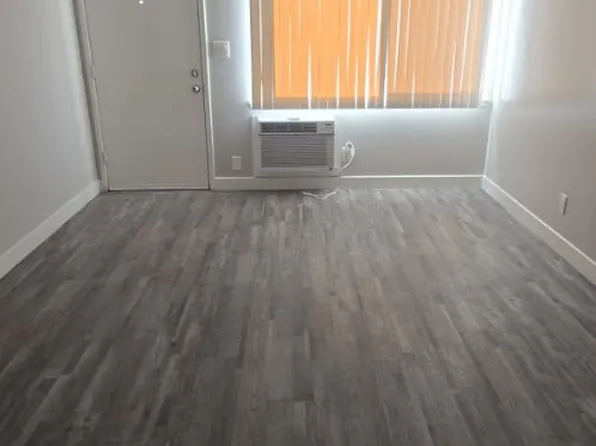 4554 E Sierra Madre Ave #C, Fresno, CA 93726