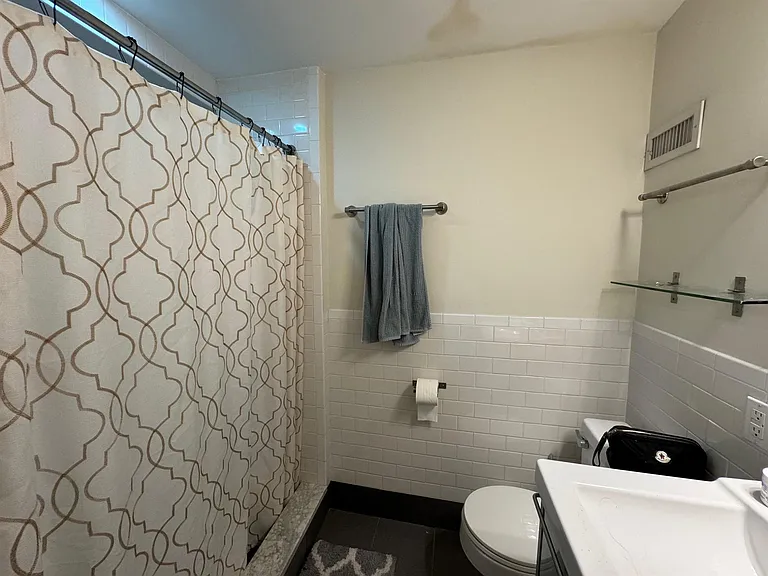 1110 Massachusetts Ave #1 — Photo 5