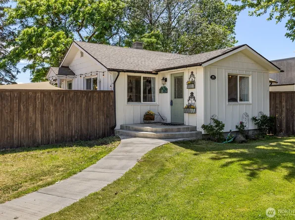 100 Hadley Drive, Yakima, WA 98908