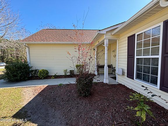 2nd image of 302 Appaloosa Court
