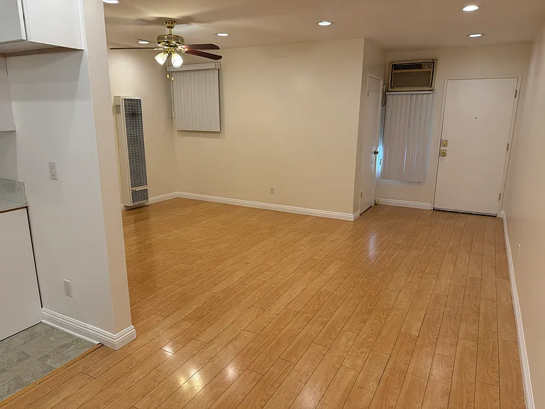 1036 Winchester Ave #4 — Photo 5