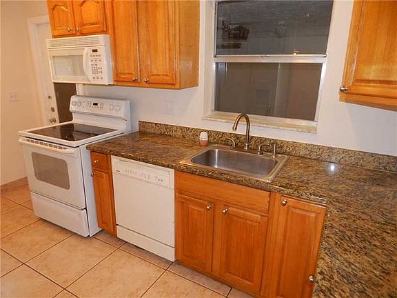 4th image of 7708 Margate Blvd #C5-4