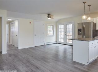 5 Douglass St, Gorham, ME 04038