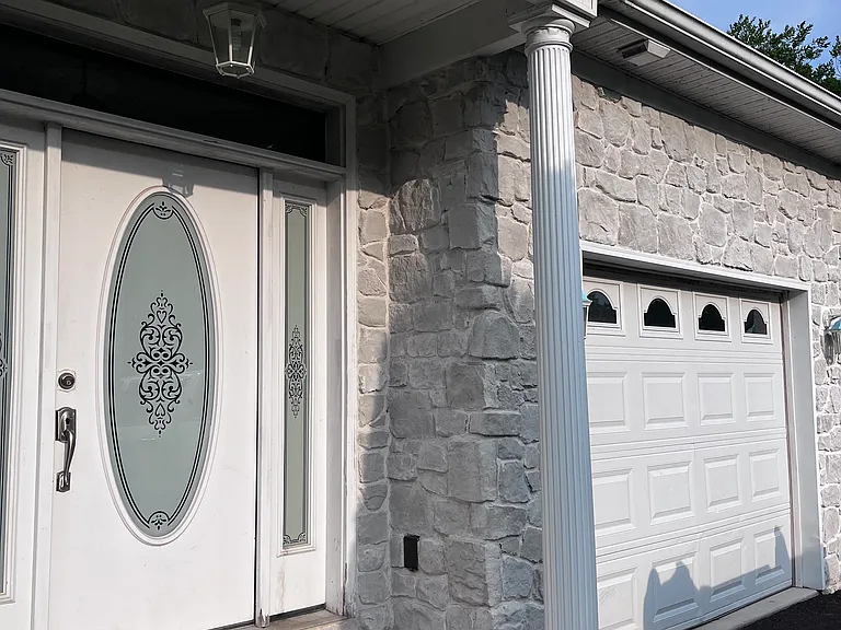 11 Peace Ln — Photo 1