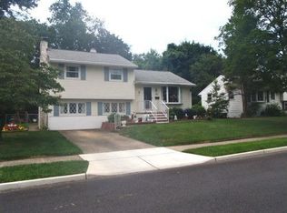 4 Glenwood Rd, Lumberton, NJ 08048