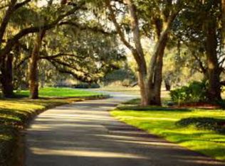 807 Hamilton Landing Dr, Saint Simons Island, GA 31522
