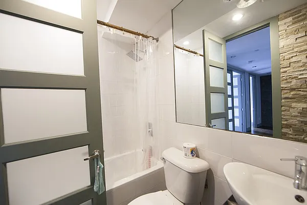 Rented by Brooklyn Group | media 42