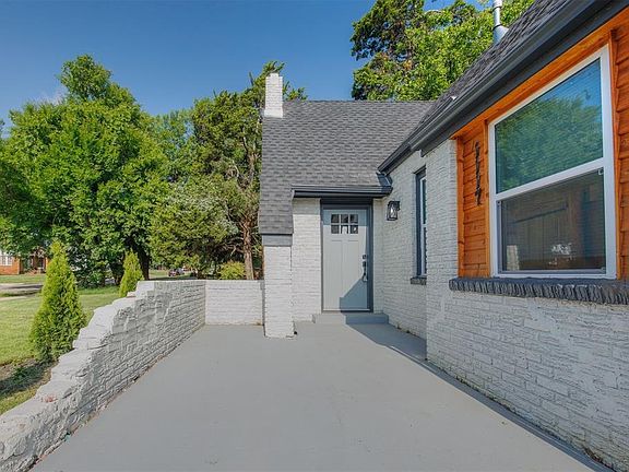 5th image of 1117 NE 17th St