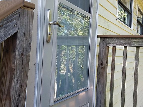 Storm door on landing