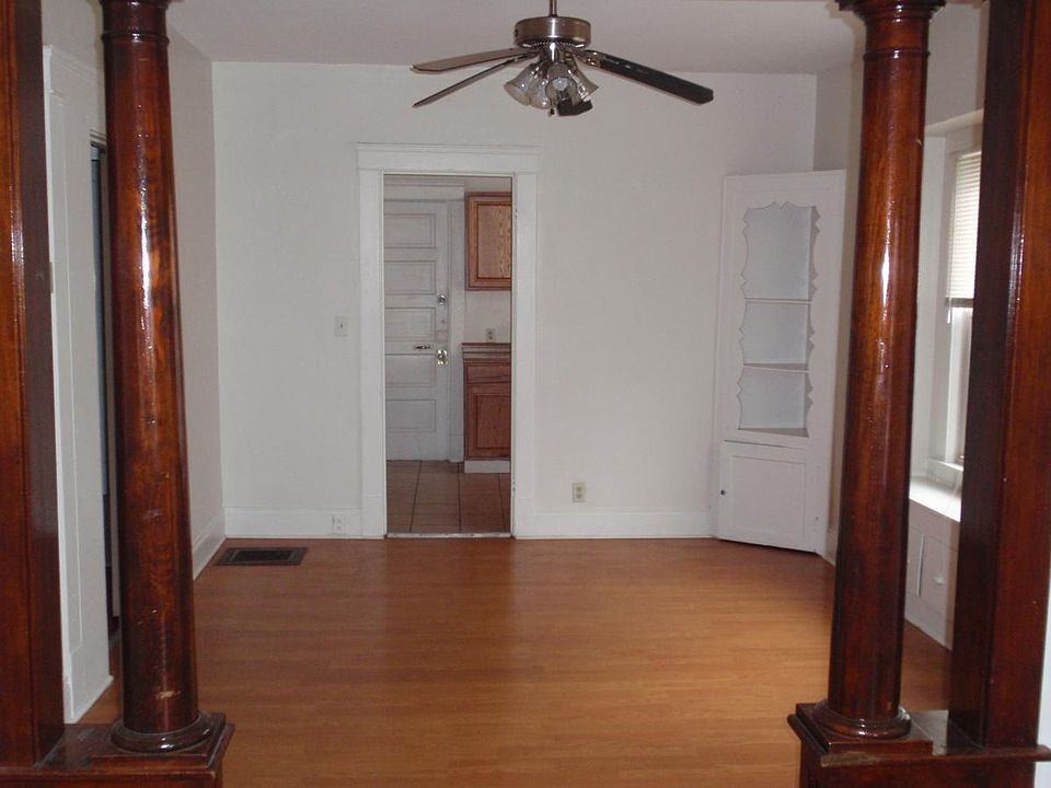 LIVING ROOM+DINING