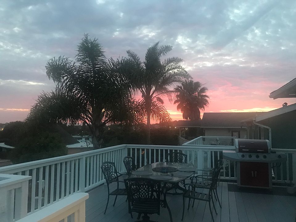 2nd image of 1033 Camino Real