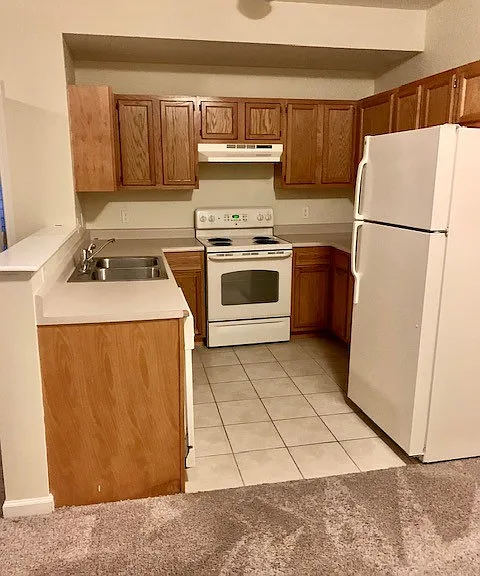 1910 Powell Dr #2C — Photo 6