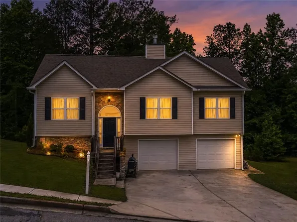 103 Woodside Ct, Temple, GA 30179