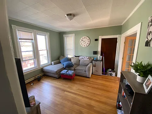 10 Burtt St Photo 1