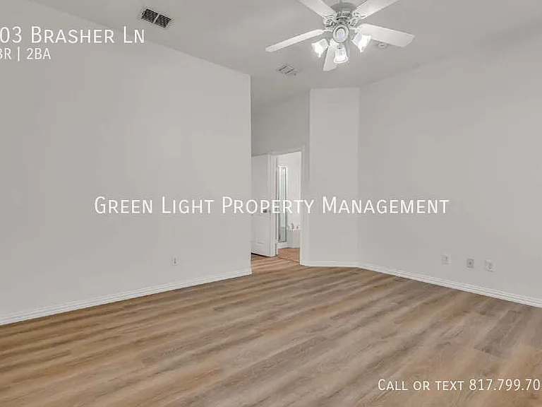 403 Brasher Ln — Photo 17