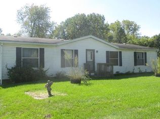 31627 King Rd, New Boston, MI 48164