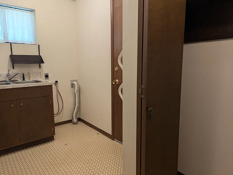 8 Cherokee Pl — Photo 20