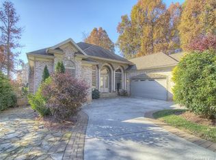 110 Manitoba Ln, Mooresville, NC 28117