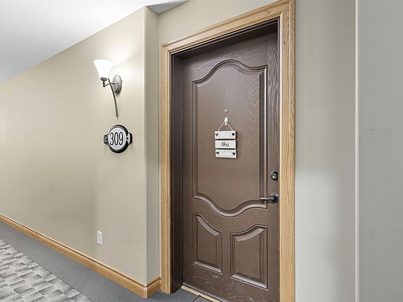 3rd image of 755 McGill Rd #309