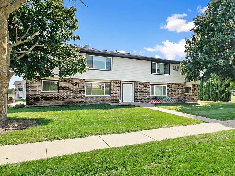 117 Washburn Rd — Photo 22