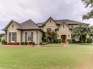 1596 Brackenshire Ln, Collierville, TN 38017