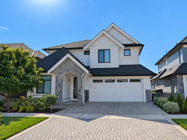 16752 17a Ave, Surrey, BC V3Z 0T3