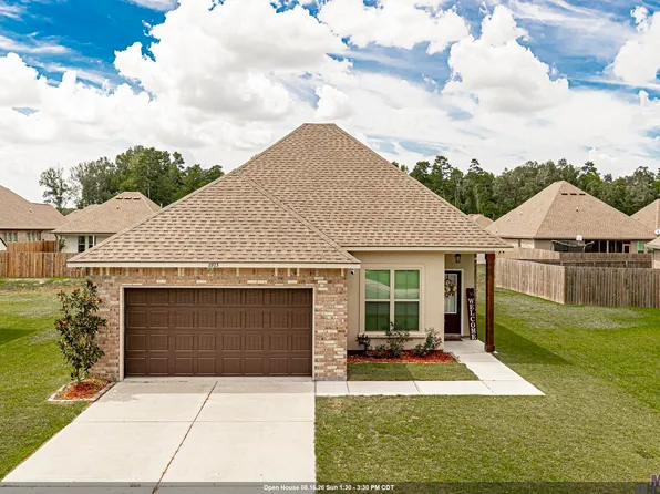 8923 Perry Park Dr, Denham Springs, LA 70726