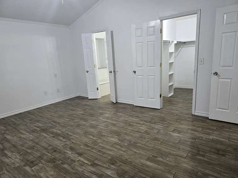9960 Dixon Ct — Photo 6