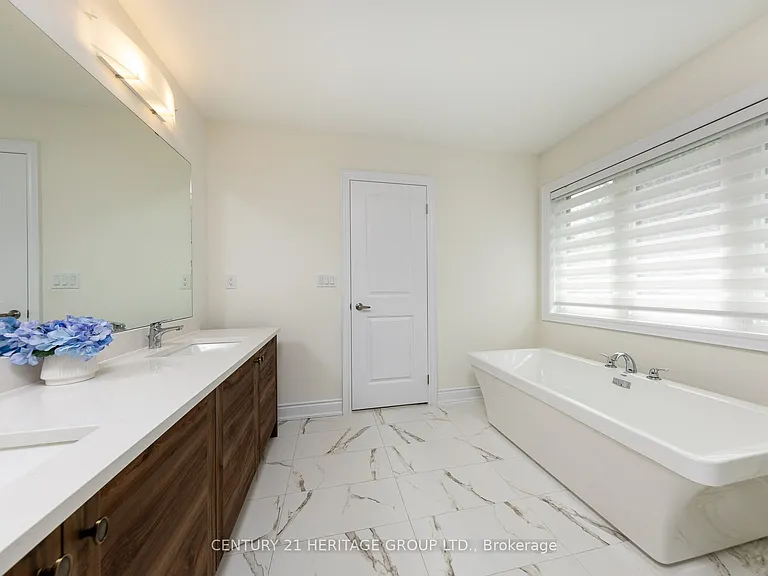 1409 Blackmore St — Photo 25