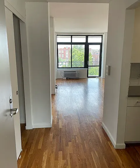 3210 Riverdale Ave #6B — Photo 1