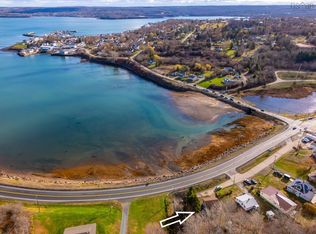 15 Shore Rd, Digby, NS B0V1A0