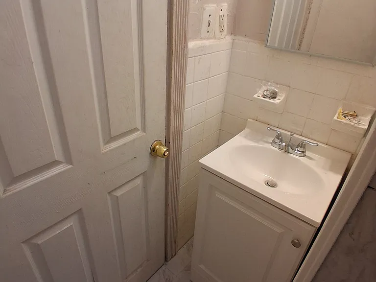 271 Rubicam St — Photo 23