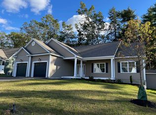 31 Juliana Ave UNIT 4, Nashua, NH 03064