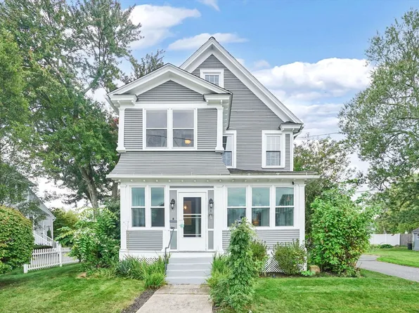 11 Park Pl, East Longmeadow, MA 01028