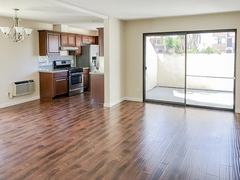 10805 Camino Ruiz #47 — Photo 2