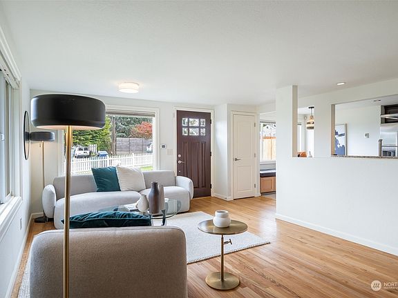 4th image of 10215 1st Avenue S