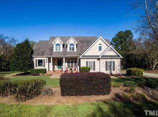 4220 Stansted Dr, Fuquay Varina, NC 27526