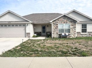 107 Greythorn Ct, Saint Robert, MO 65584