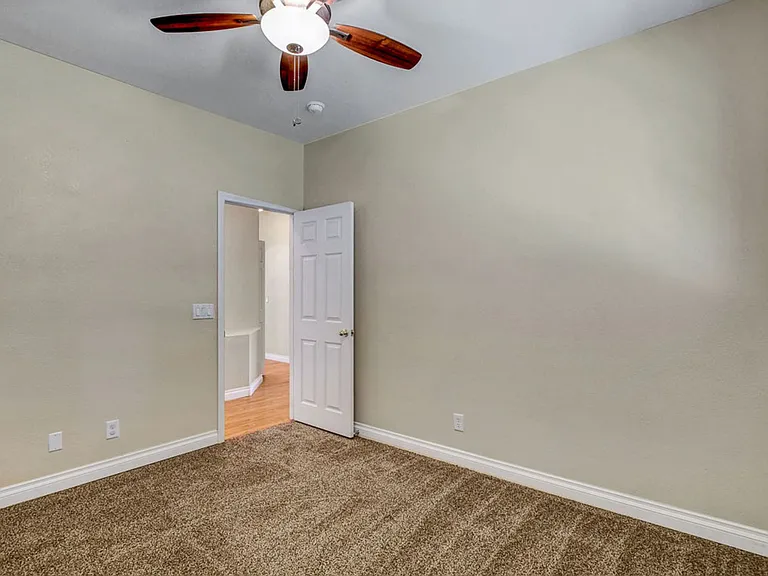 8737 Radiant Ruby Ave — Photo 30