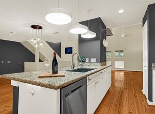 227 W Gray St, Houston, TX 77019